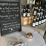 Les Orchidees , & Restaurant 3*