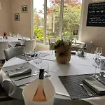 Les Orchidees , & Restaurant 3*