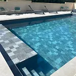 Les Orchidees , & Restaurant 酒店 3*