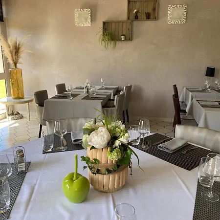Les Orchidées Logis, Hôtel&restaurant 3* Verdun-sur-Meuse