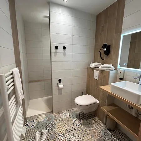Les Orchidees , & Restaurant 3* Верден-сюр-Мёз