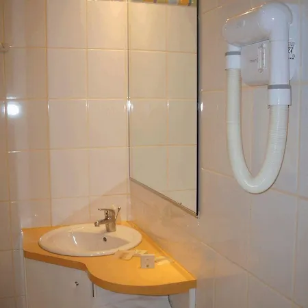 Les Orchidees , & Restaurant Hotel 3*