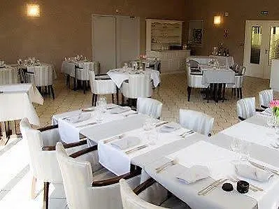 מלון Les Orchidees , & Restaurant 3*