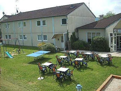 Les Orchidees , & Restaurant Отель