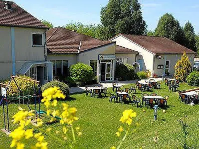 Les Orchidees , & Restaurant 酒店 3*