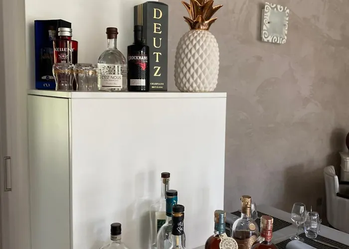 Les Orchidees , & Restaurant Отель Верден-сюр-Мёз