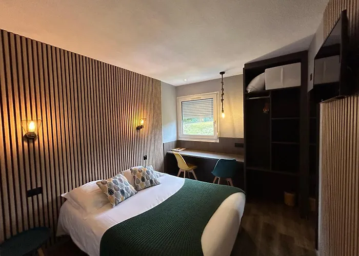 Hotel Les Orchidees , & Restaurant 3*