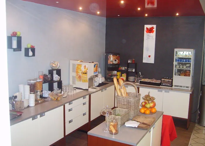 Les Orchidees , & Restaurant Hotel 3*