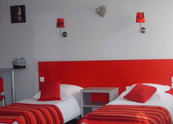 Les Orchidees , & Restaurant Hotel