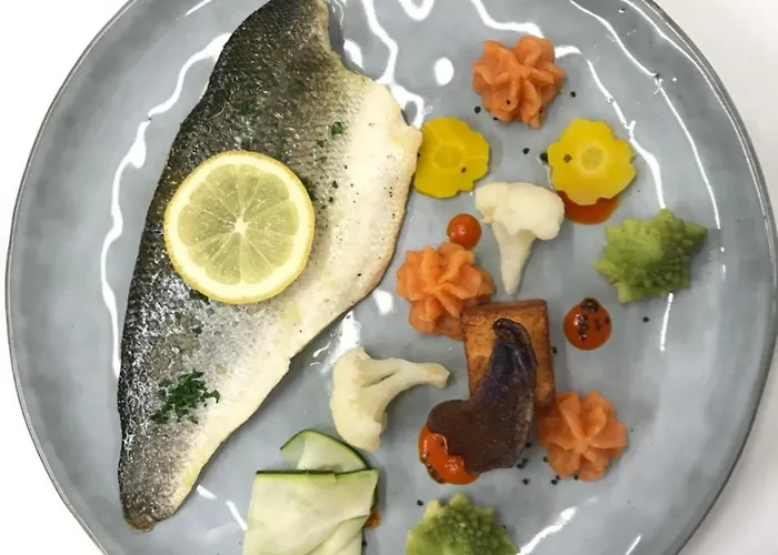 Les Orchidees , & Restaurant Верден-сюр-Мёз