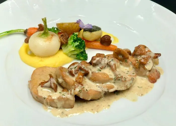 Les Orchidees , & Restaurant 3*